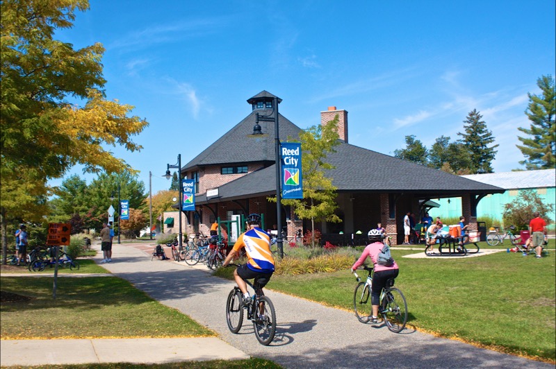 Fred Meijer White Pine Trail State Park - Stanwood to Reed City